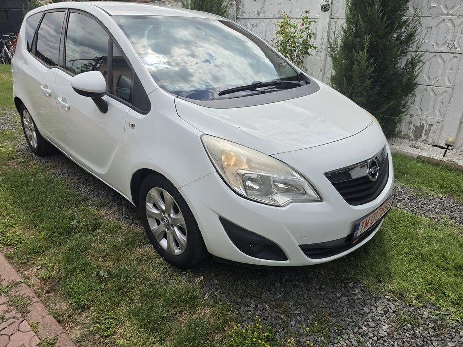 Vând Opel Meriva 1.3 Diesel 2011