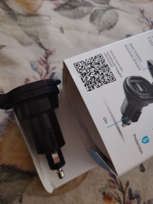 Adaptor de alimentare pentru moto BMW