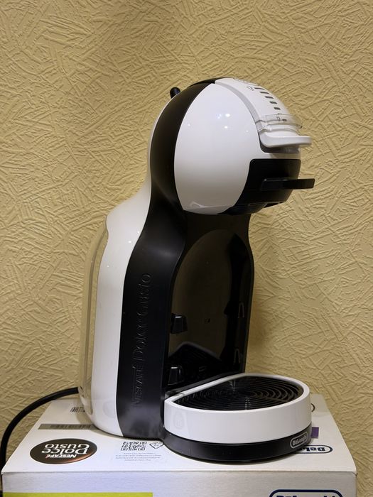 Капсульная автоматическая кофемашина Nescafe Dolce Gusto Mini Me