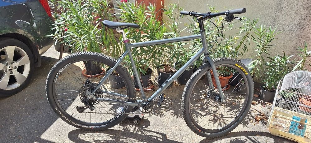 Bicicleta Intec mtb trekking roti 29 cadru otel 12 viteze L/XL