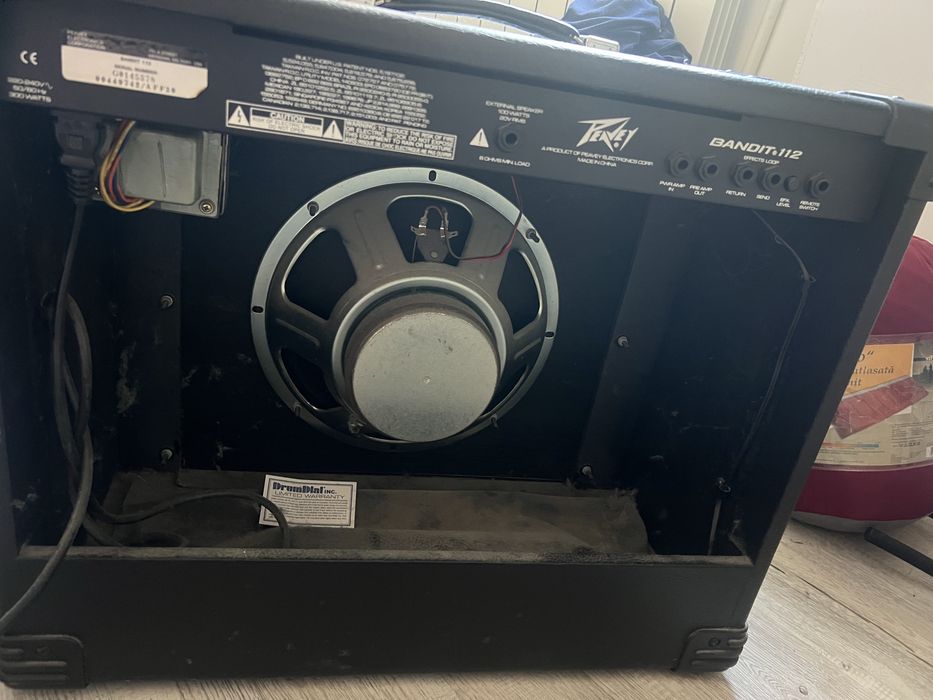 Amplificator Chitara Peavey Bandit 112 Red Stripe + Foot Switch