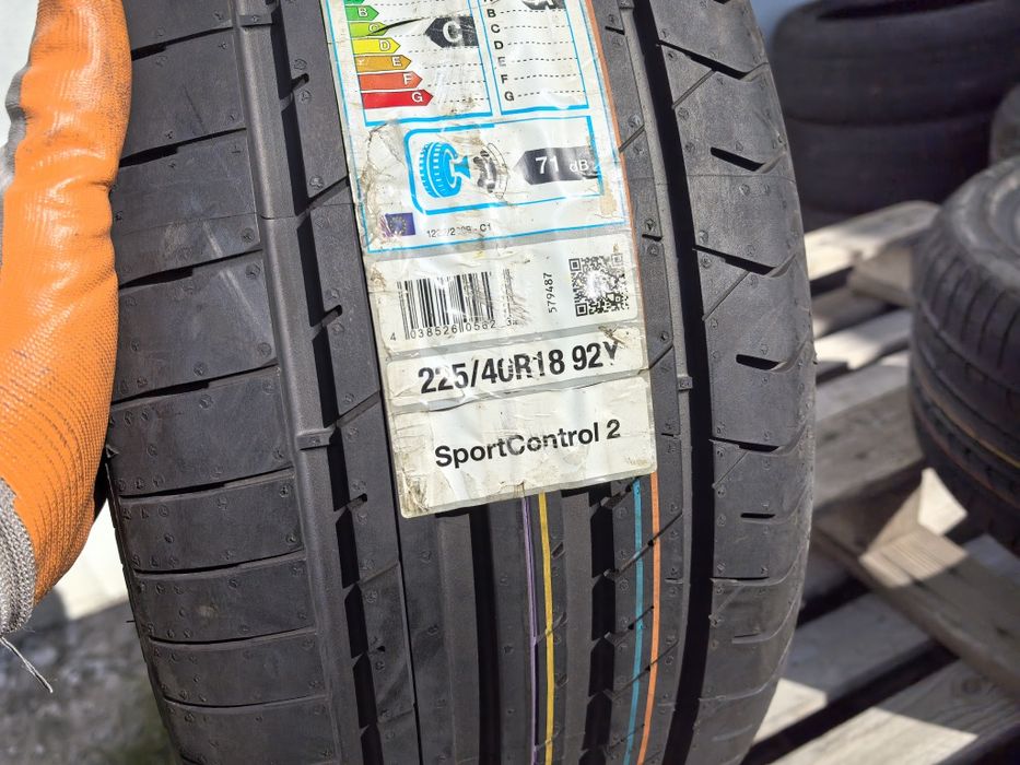 225/40/18 Фулда ДОТ 2019 г - Чисто Нови