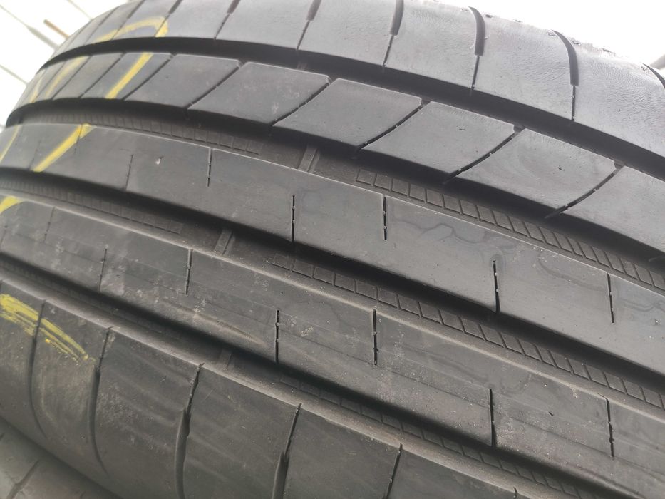 2бр Летни гуми 215 50 18 - Goodyear - DOT 2022