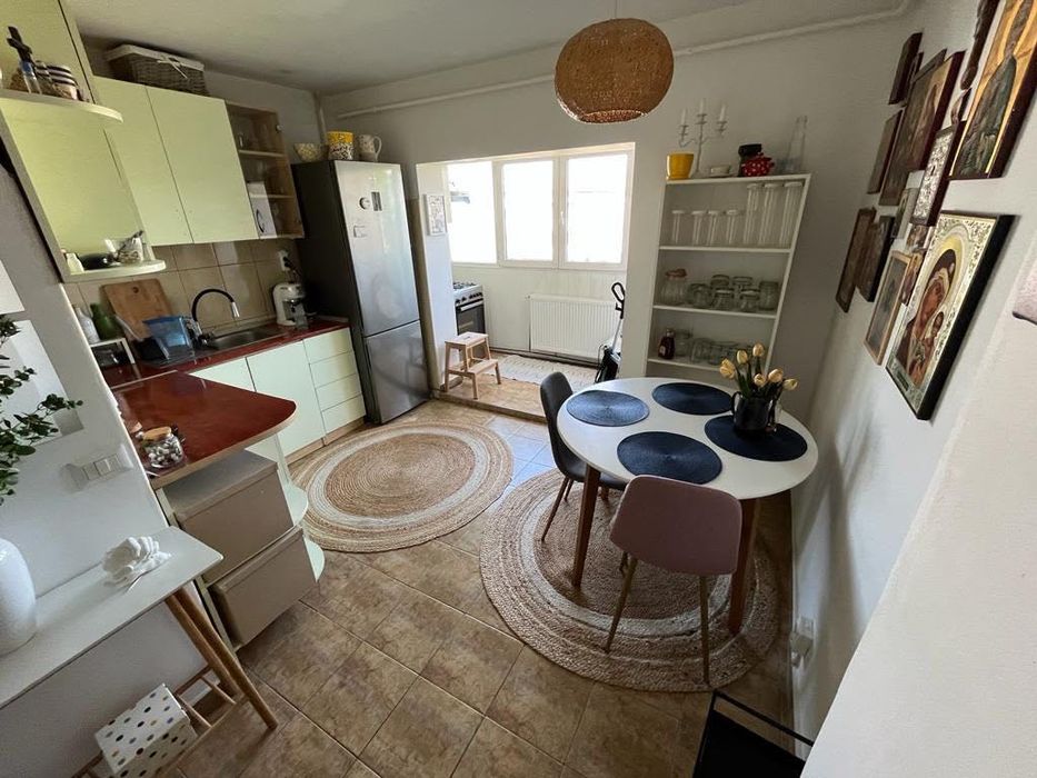 Apartament cu 1 cameră, decomandat