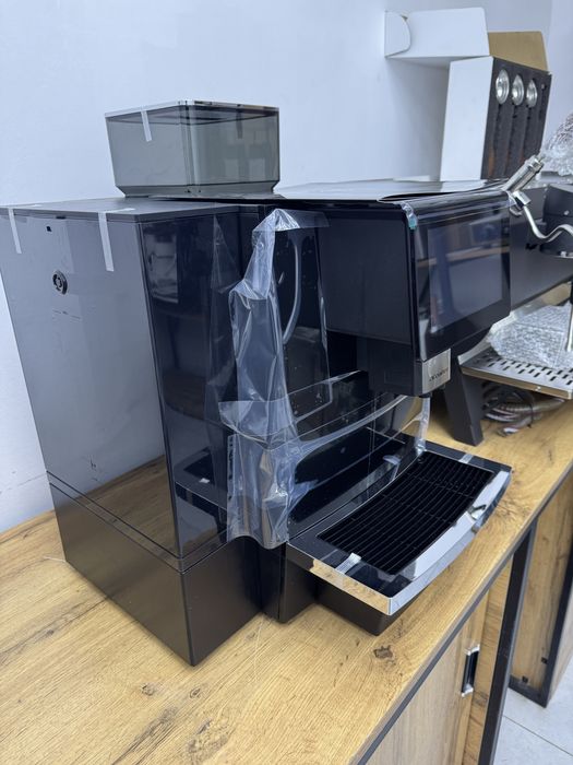 Кофемашина Dr Coffee F11 Big Plus с холодильником в комплекте