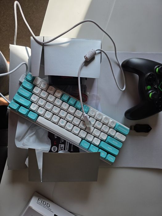 Tastatura Red Dragon K638WB RGB