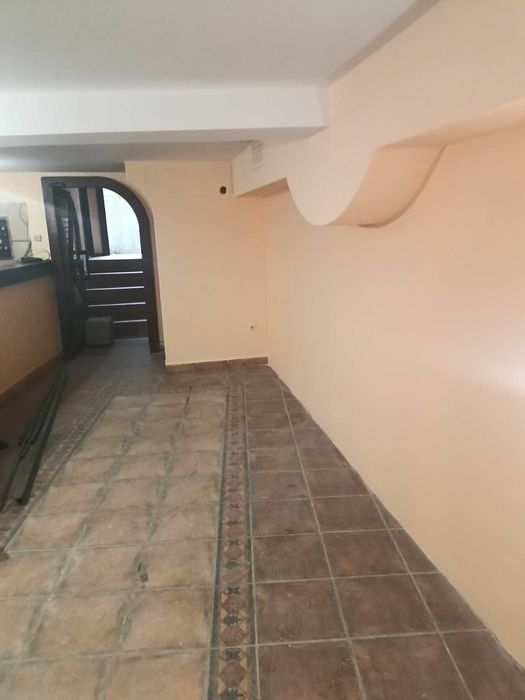 Дава се под наем Заведение в Разград, Център - 90 кв.м за 663 € - Снимка #3