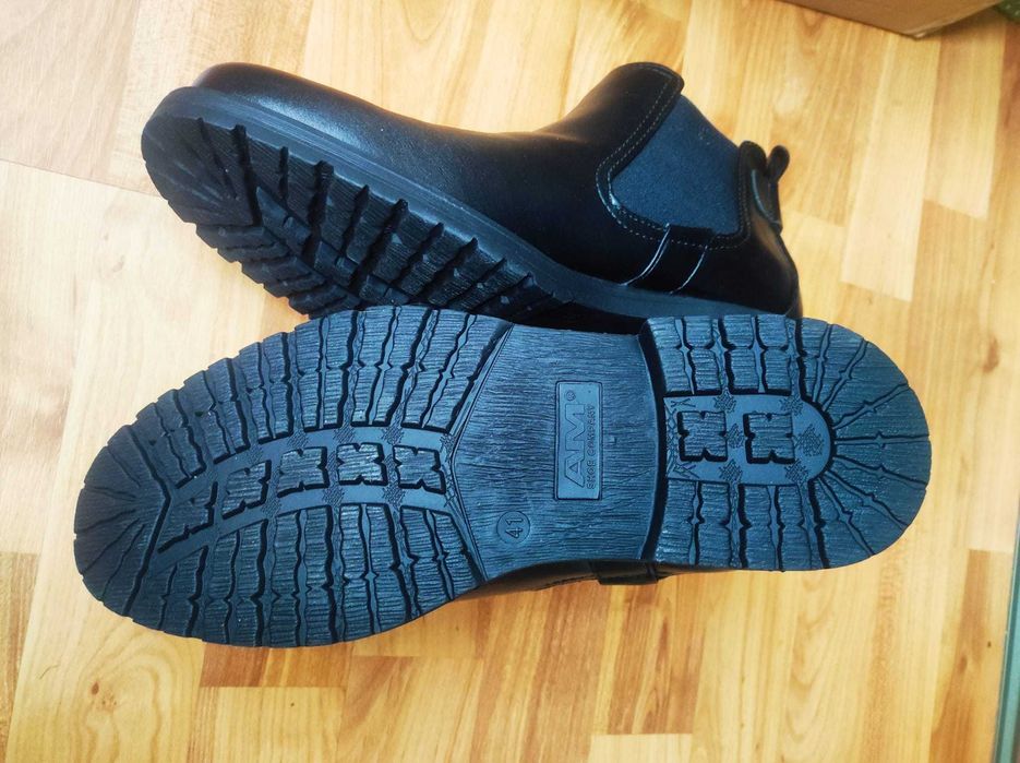 Pantofi bărbati mărimea 41  Produs nou Negru