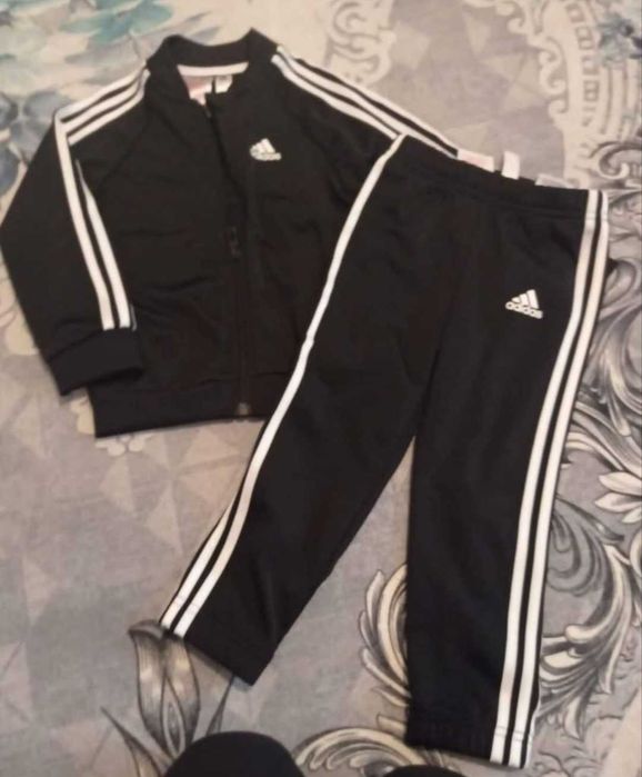 Детски екип Adidas 18/24 месеца