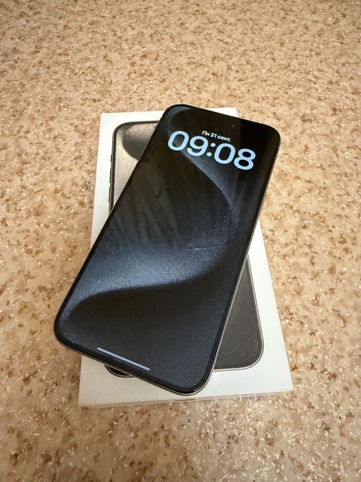 Продам айфон 15 pro max 256 GB в цвете Natural Titanium Iphone