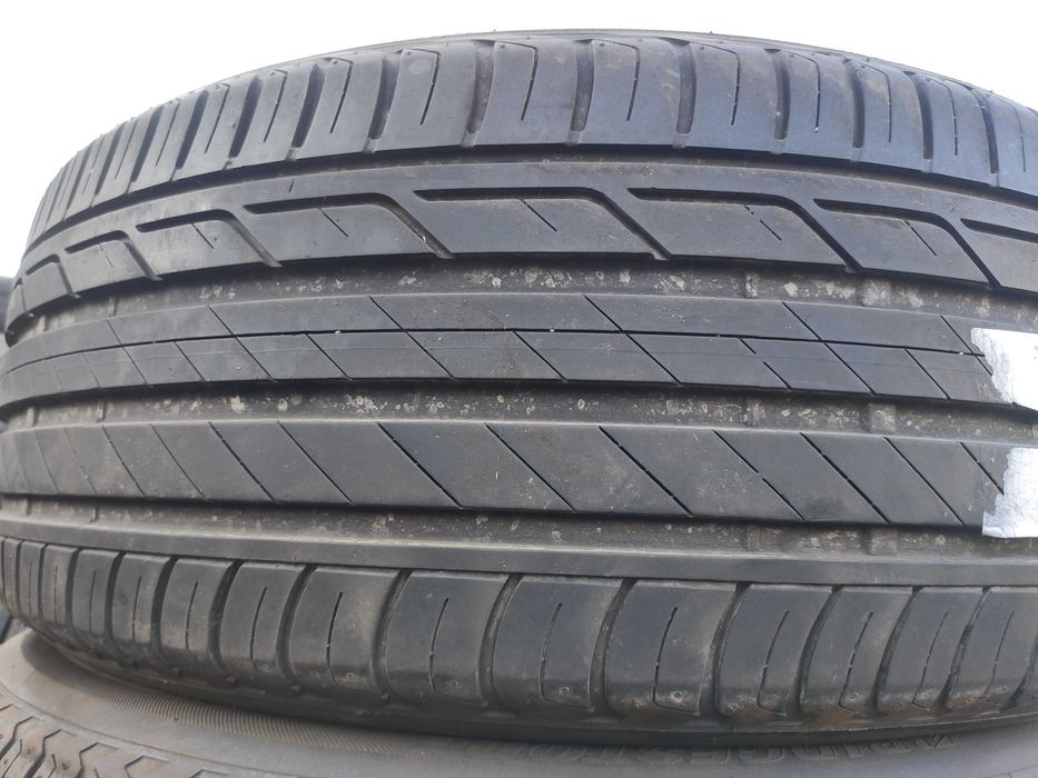 2бр Летни гуми 215 50 18 - Bridgestone - DOT 2023
