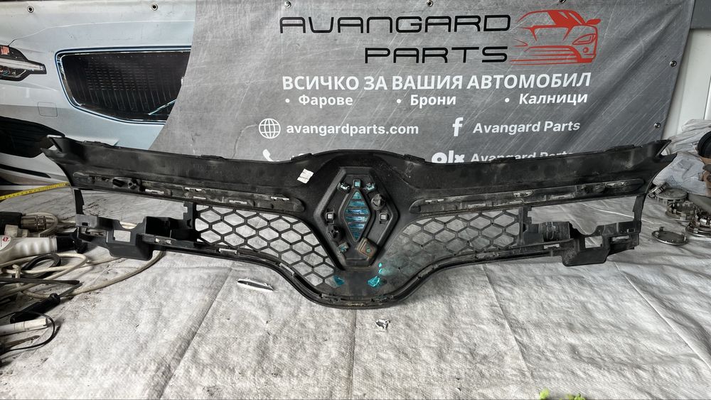 Решетка Renault Twingo 2014-