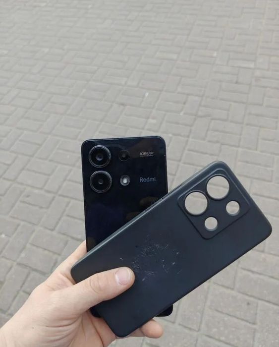 Продам телефон Redmi Note 13 на 8/256