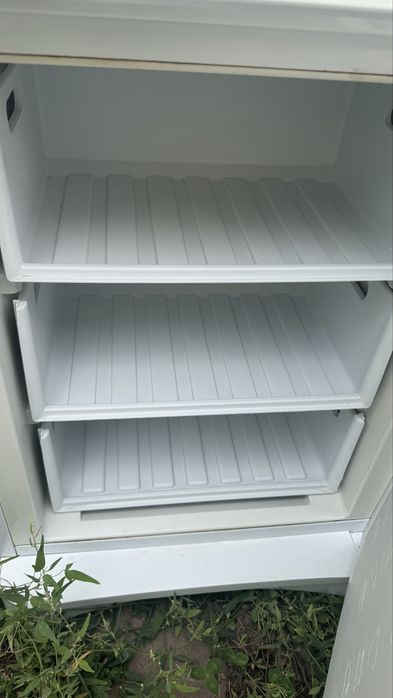 Холодильник INDESIT