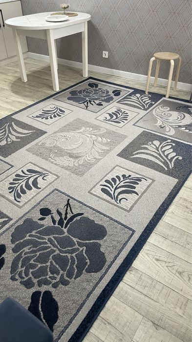 Продам ковер 2*3 м