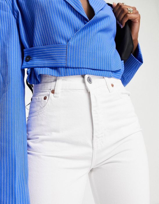 Джинсы moms от Mango