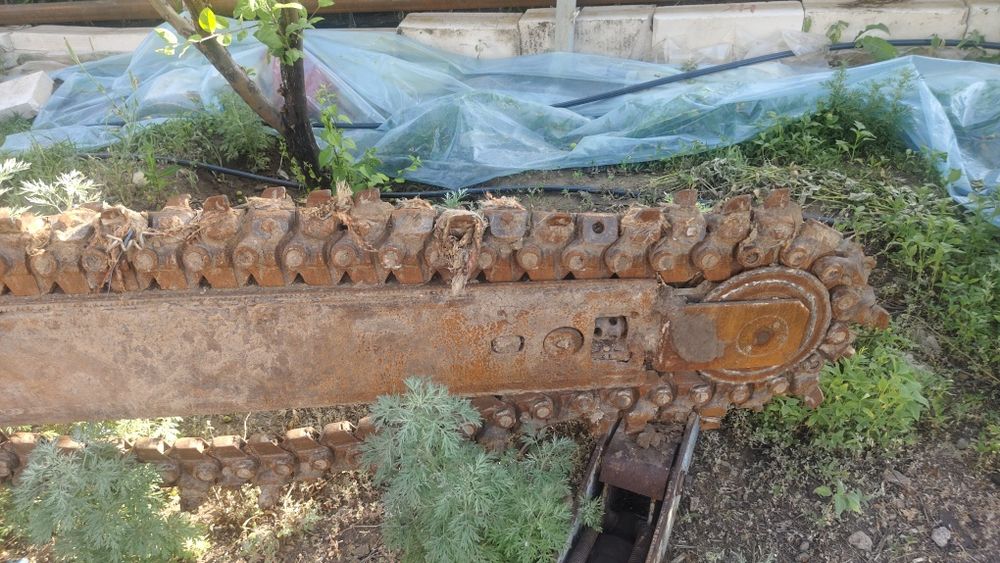 Траншеекопатель бара