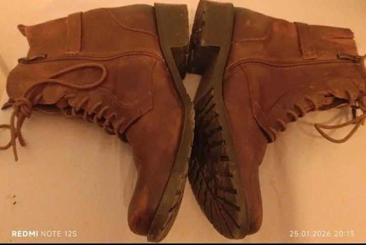Ghete din piele Caprice Nr 39