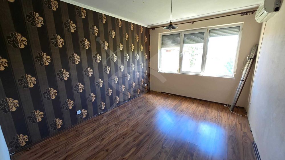 Продава се Тристаен апартамент в Пловдив, Кючук Париж - 100 кв.м за 1840 €/кв.м - Снимка #6