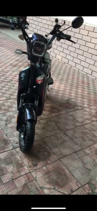 Skuter sotiladi kelishiladi