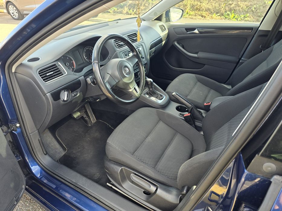 Volkswagen Jetta DSG-7 2012 EURO 5