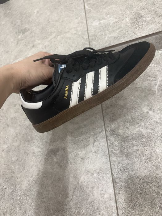 Продам кросы адидас самба