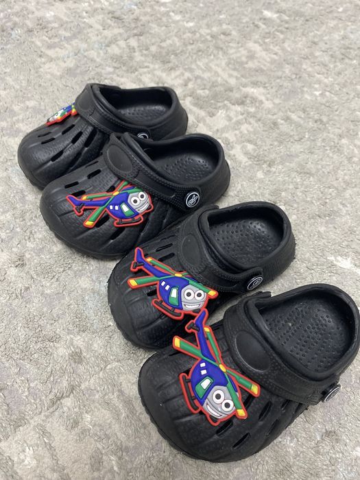 Шлепки на малышей, новые