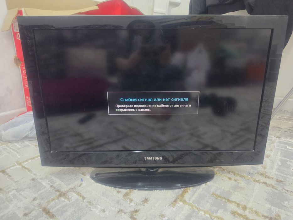 Samsung televizori sotiladi (32 dyuym) + Antennasi va tyuneri bilan!