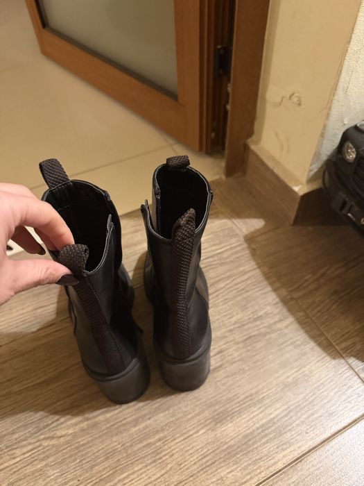 Дамски боти Zara ,почти нови