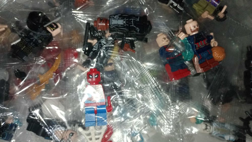 Lego фигурки. Лего человечки