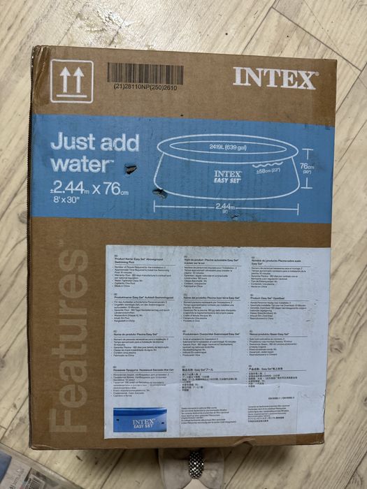 Надувной бассейн Intex