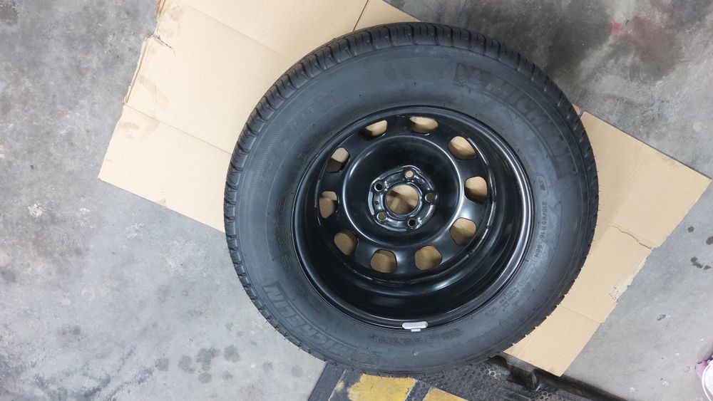 Резервна гума за Дъстър 215 65 16