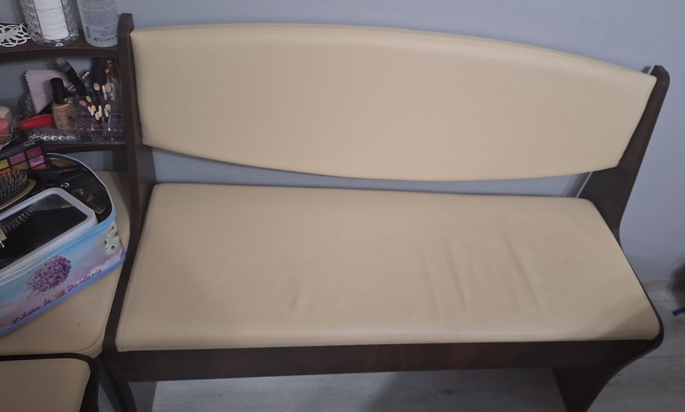 Кухненски ъглов диван