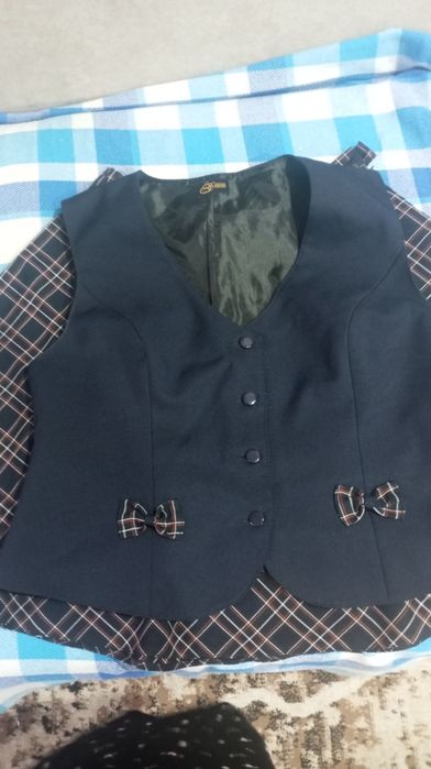 Продам школьную форму