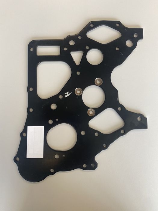 Placa distributie / bloc motor Nissan Patrol Y61 3.0