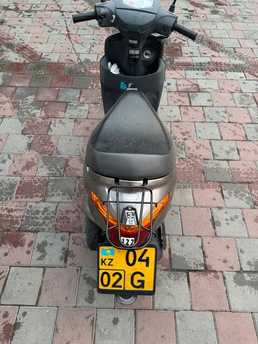 Мопед Suzuki LETS 5