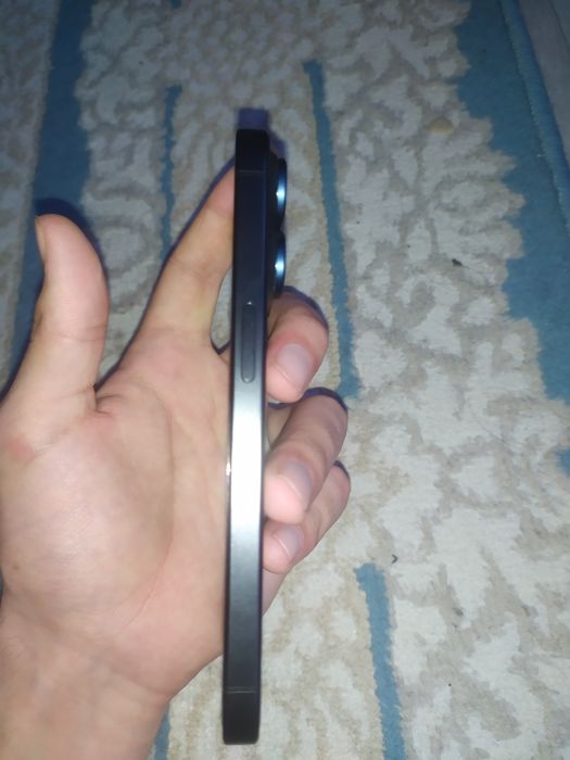 Айфон 15 про без ремонта