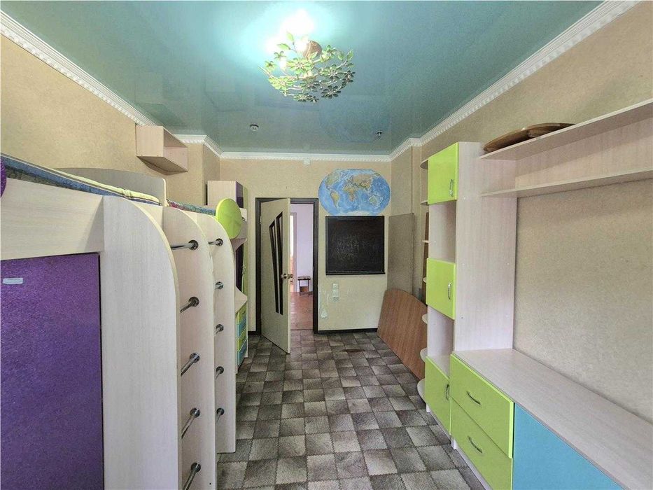 Продам 3 комн студию  болгарского типа