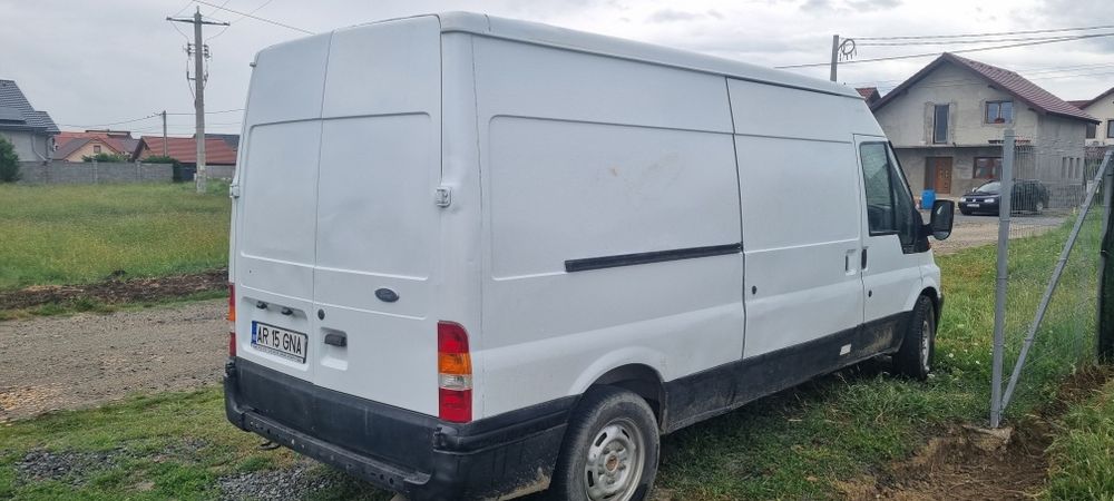 Vand Ford Transit cu climă 2500euro.Fara rugina