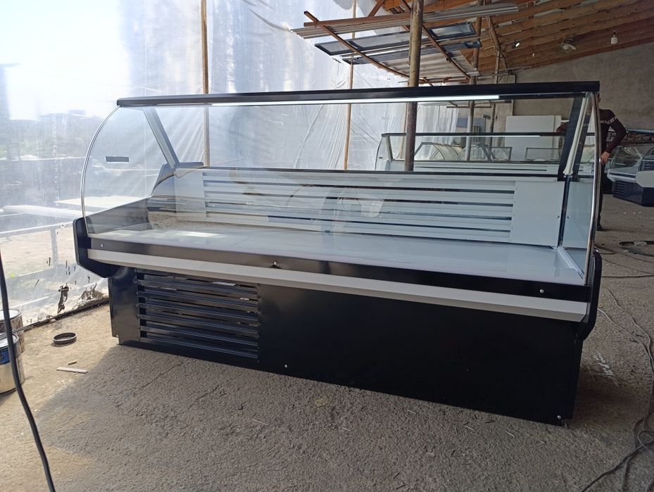 Витрина холодилник