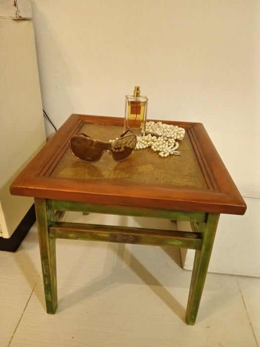 нестандартна арт масичка,нощно шкафче