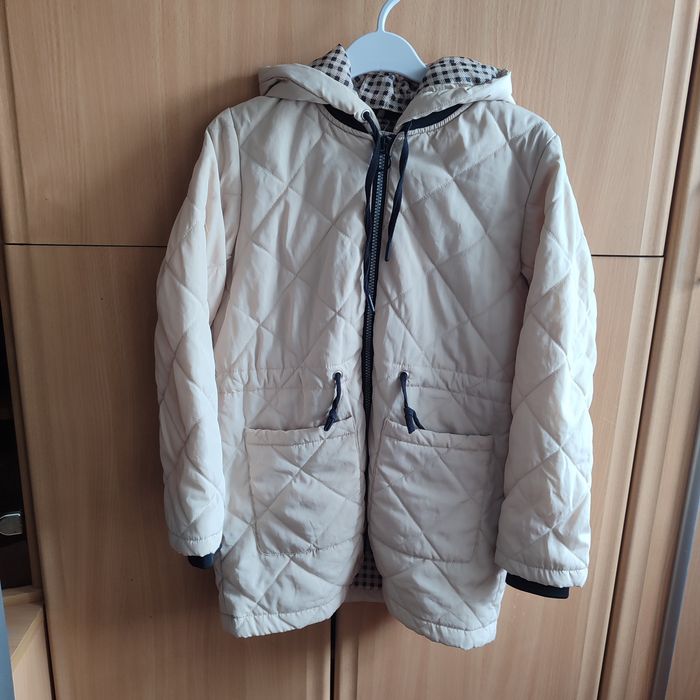 Продам осенние куртки
