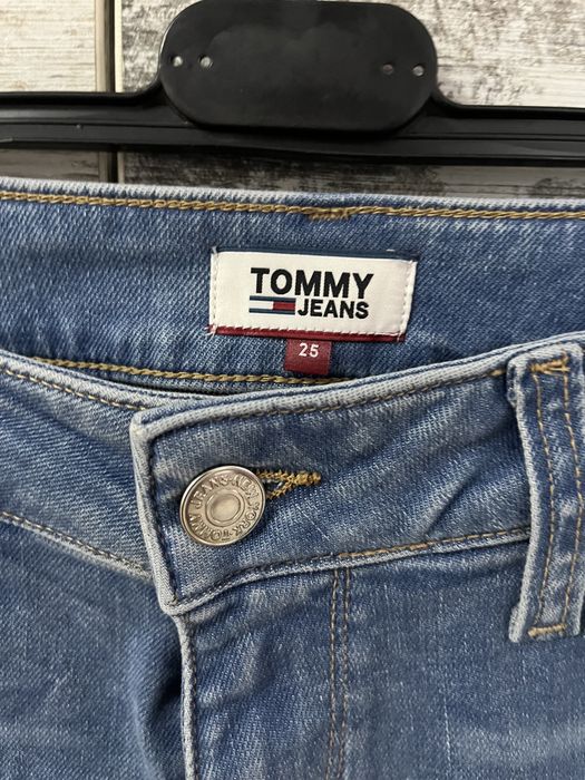 Pantaloni de blugi scurti Tommy