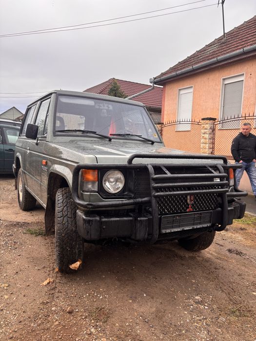 MITSUBISHI Pajero 1988 — imagine 4