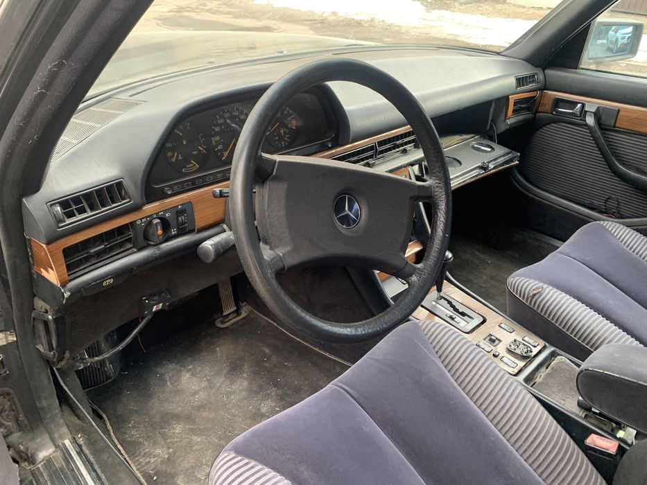 Mercedes 300SEL W126/Мерцедес 300Сел 126 на части
