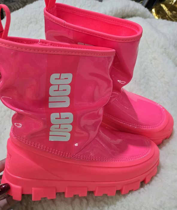 UGG Уникални дамски апрески нови без кутия електриково розово 38 номер