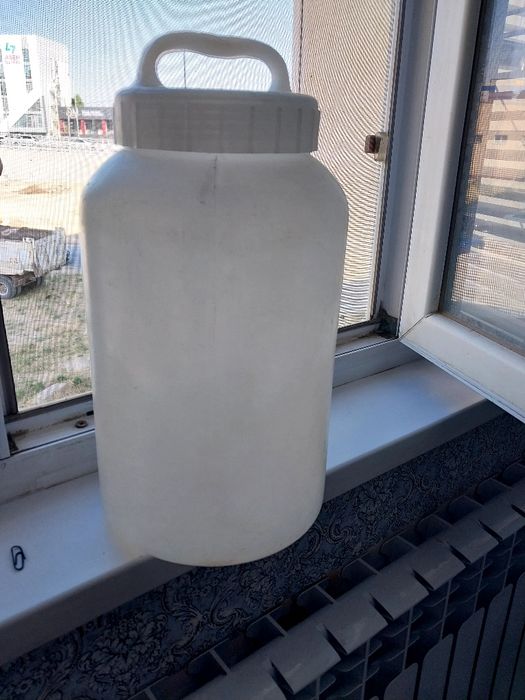 Продам срочно  бидон