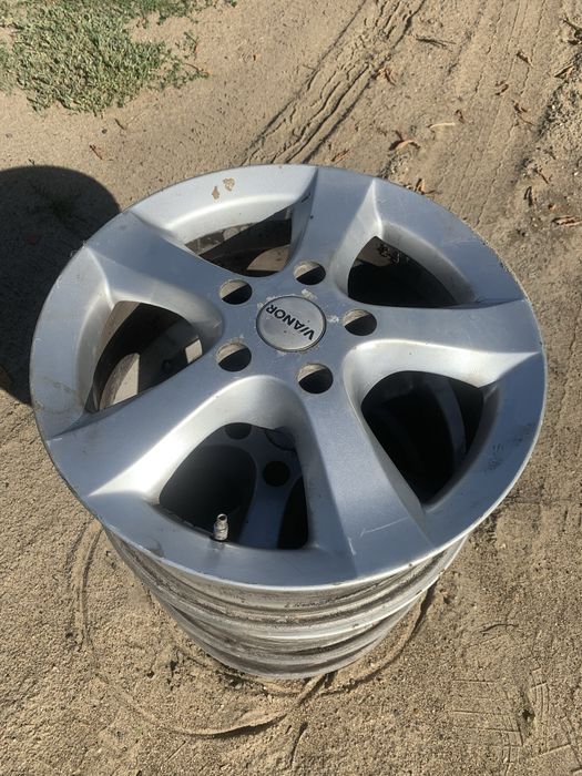 Продам легкосплавные диски R16. Б/У