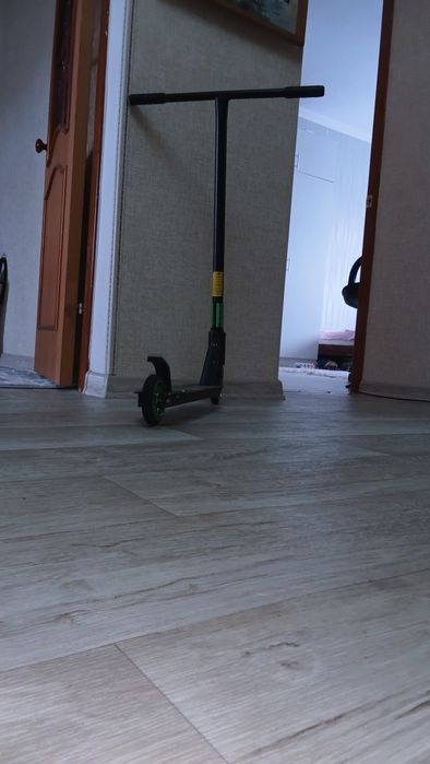 Самокат трюковой в хорошом состояний