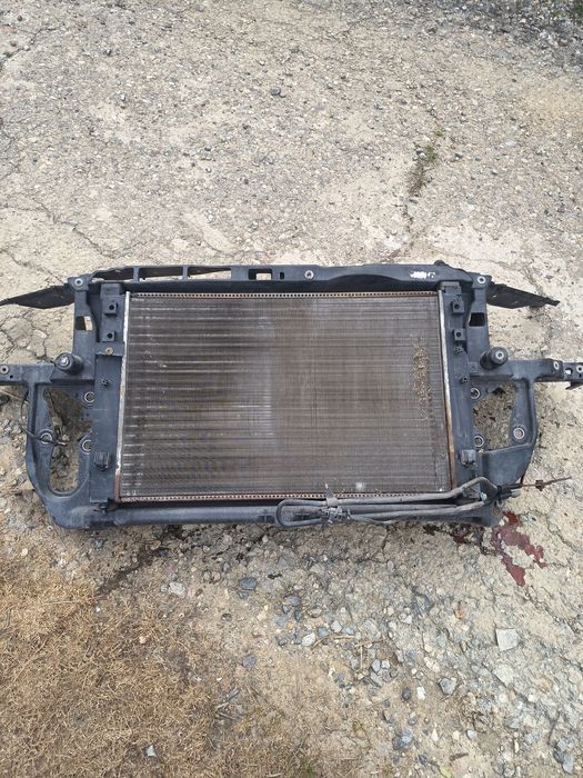 Продавам останали части от пасат б 5.5